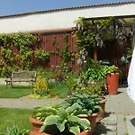 Homestay U Henriety *