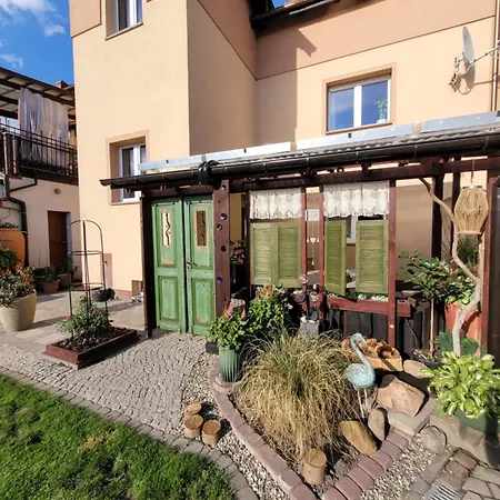 U Henriety Homestay *