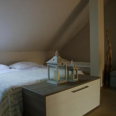 U Henriety Homestay *